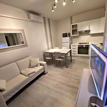Solmare Apartments - Private Parking - Pool Rosapineta Εξωτερικό φωτογραφία